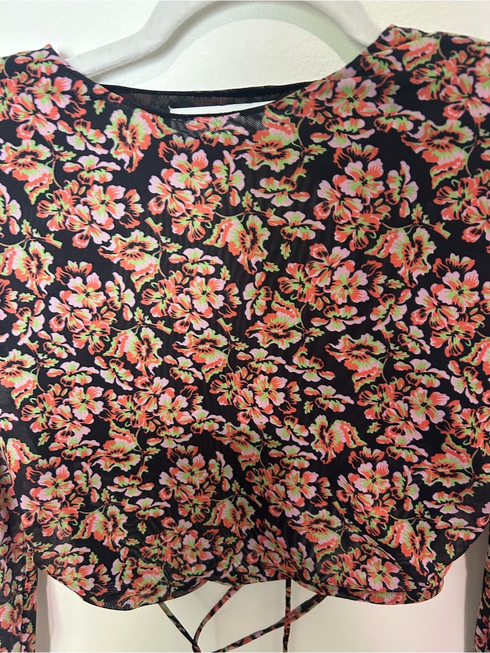 ASTR Luisa Crop Top and BodyCon Skirt Set Black Floral Mesh Medium - Picture 3 of 11